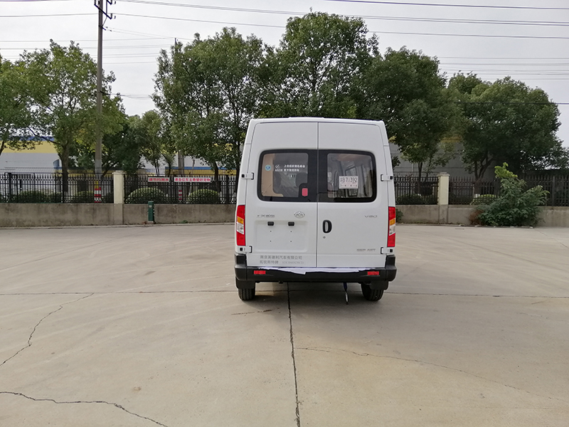 大通V80驗(yàn)光、眼鏡車